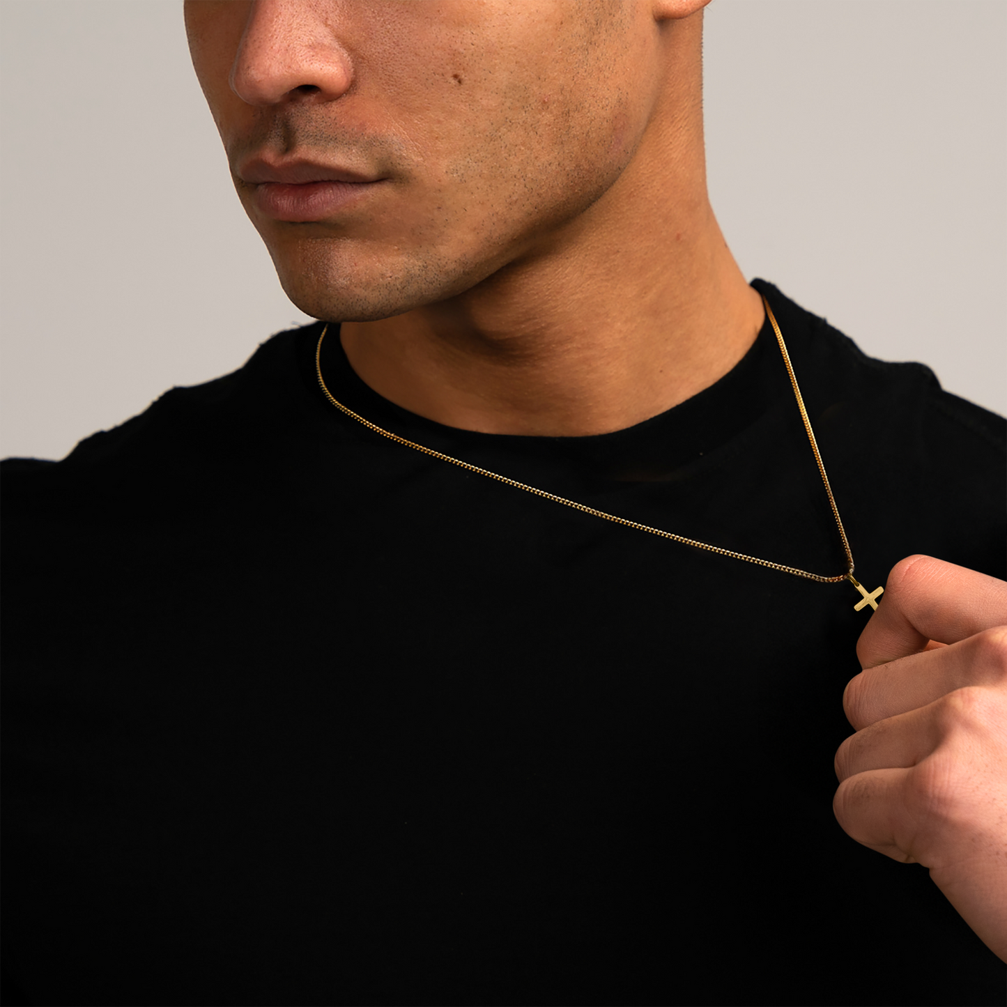 Kizuna - Collana Croce Minimal 2MM
