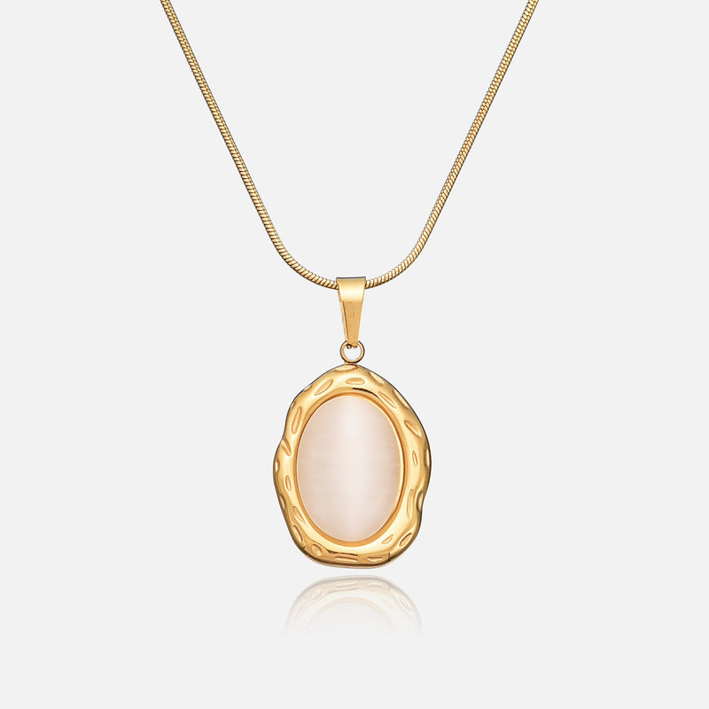 Shinju - Collana con Ciondolo Ovale Madreperla