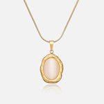 Shinju - Collana con Ciondolo Ovale Madreperla